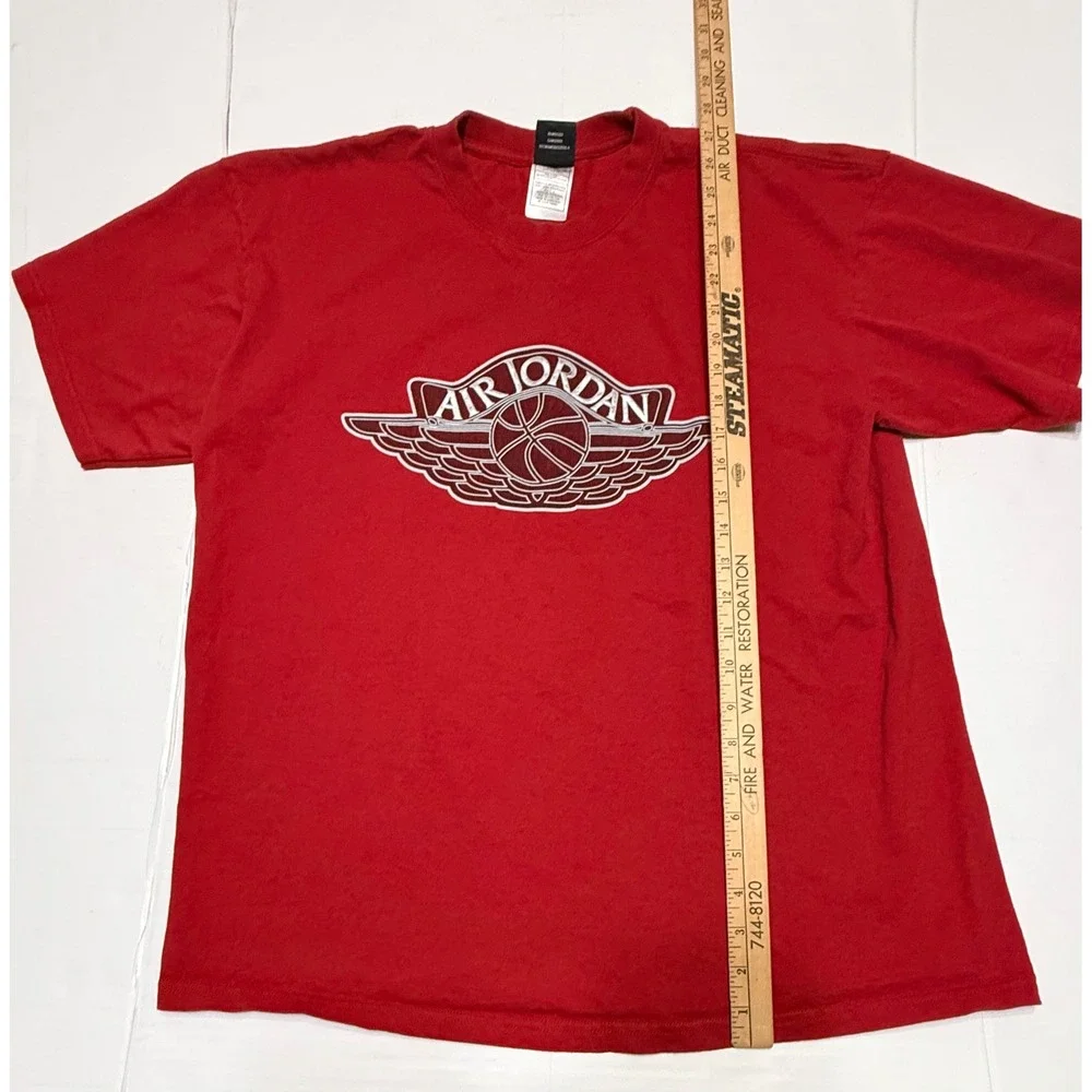 Air Jordan Wings Logo T-Shirt Mens Large Red Short Sleeve Crew Neck Vintage Y2K